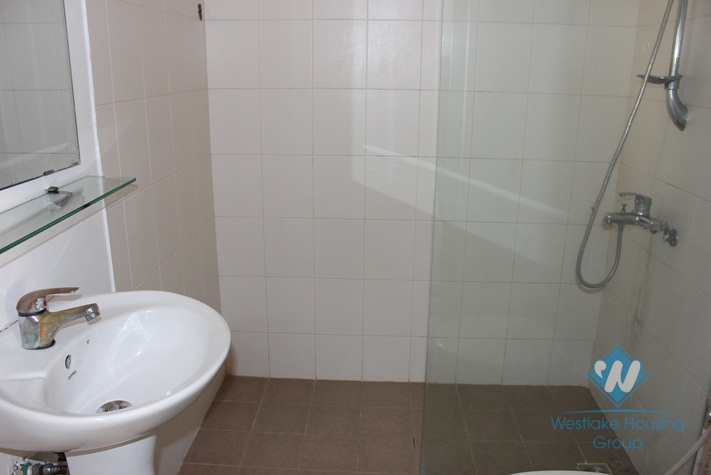 Nice apartment for rent in Au Co Street, Tay Ho District, Ha Noi